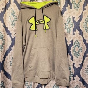 Under Armour Sweatshirt